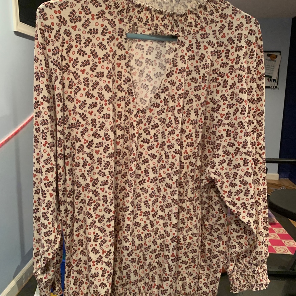 Torrid key hole shirt